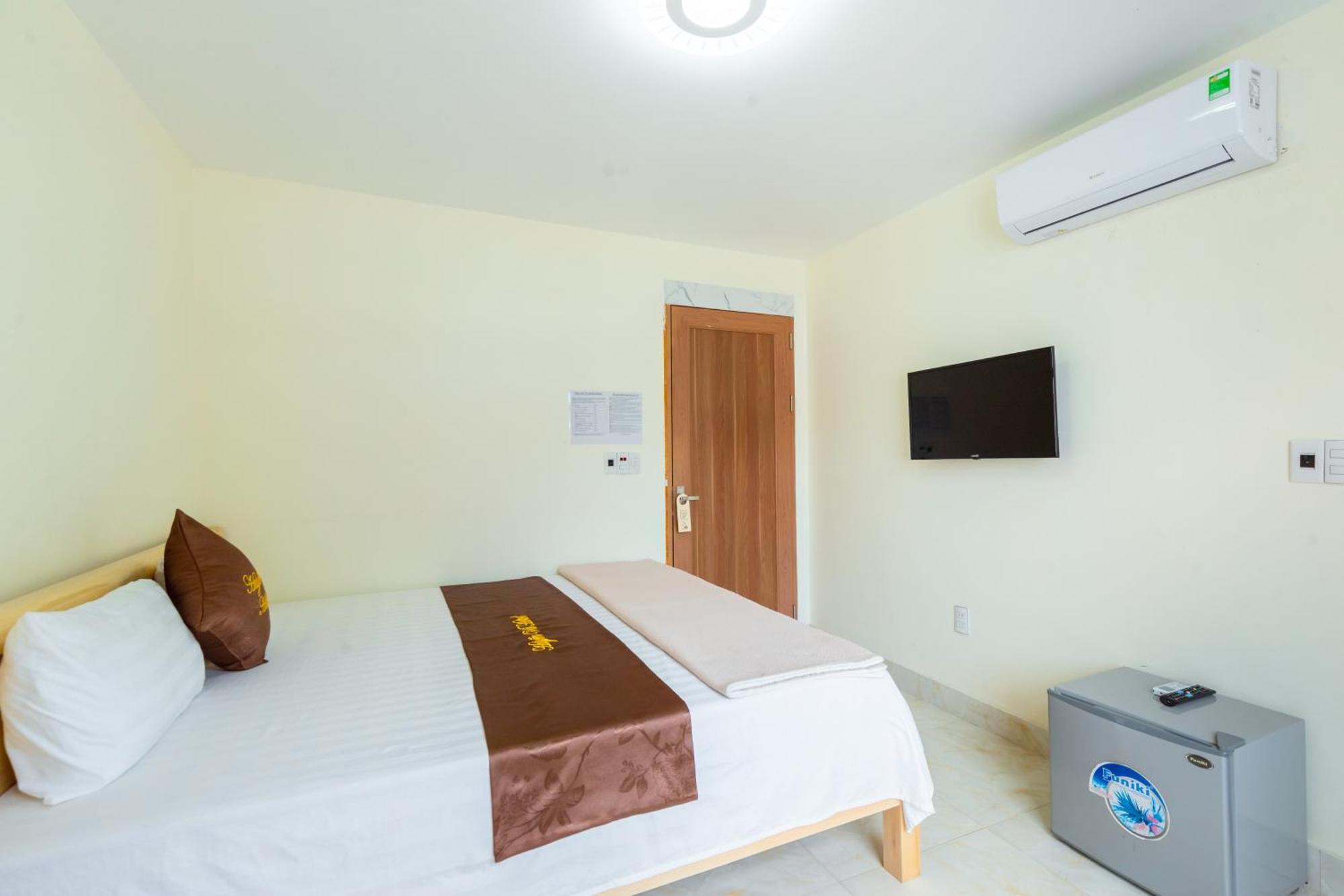 Victor Charlie Hostel Dong Khe Sau Eksteriør billede